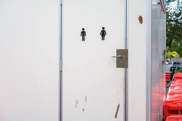 Portable Toilet Options We Offer in Golf Manor, OH